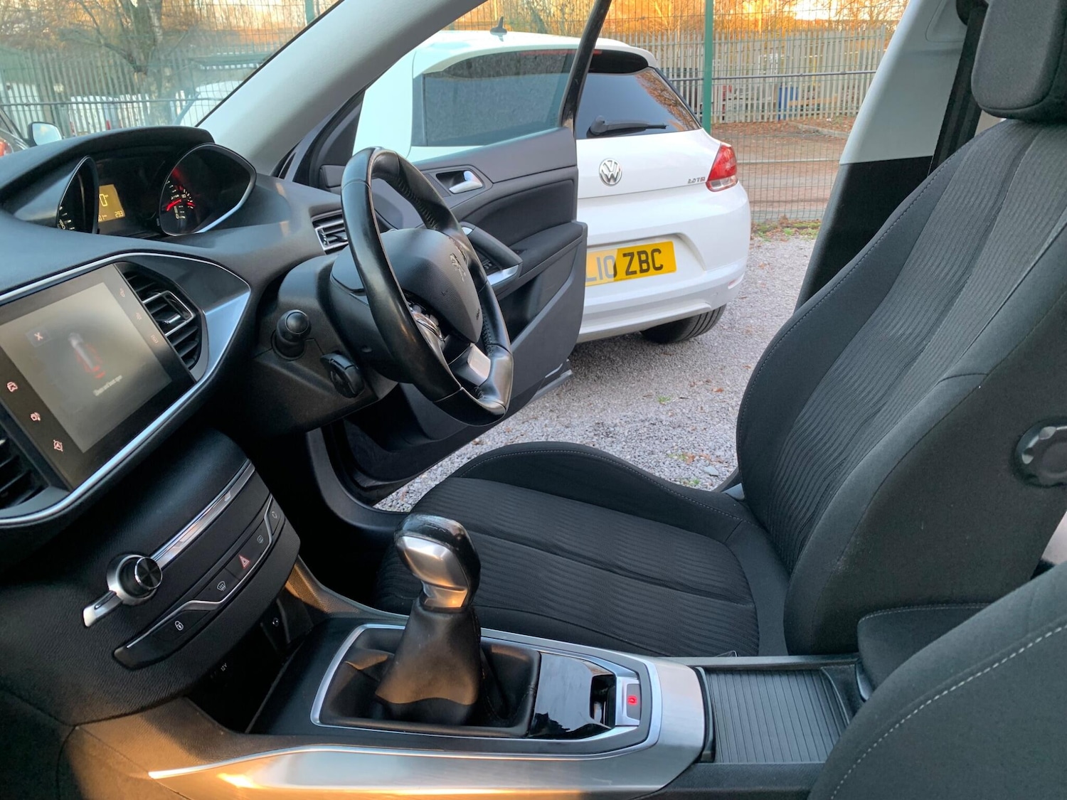 Used Peugeot 308 2015 for sale - 77049942: Photo 53