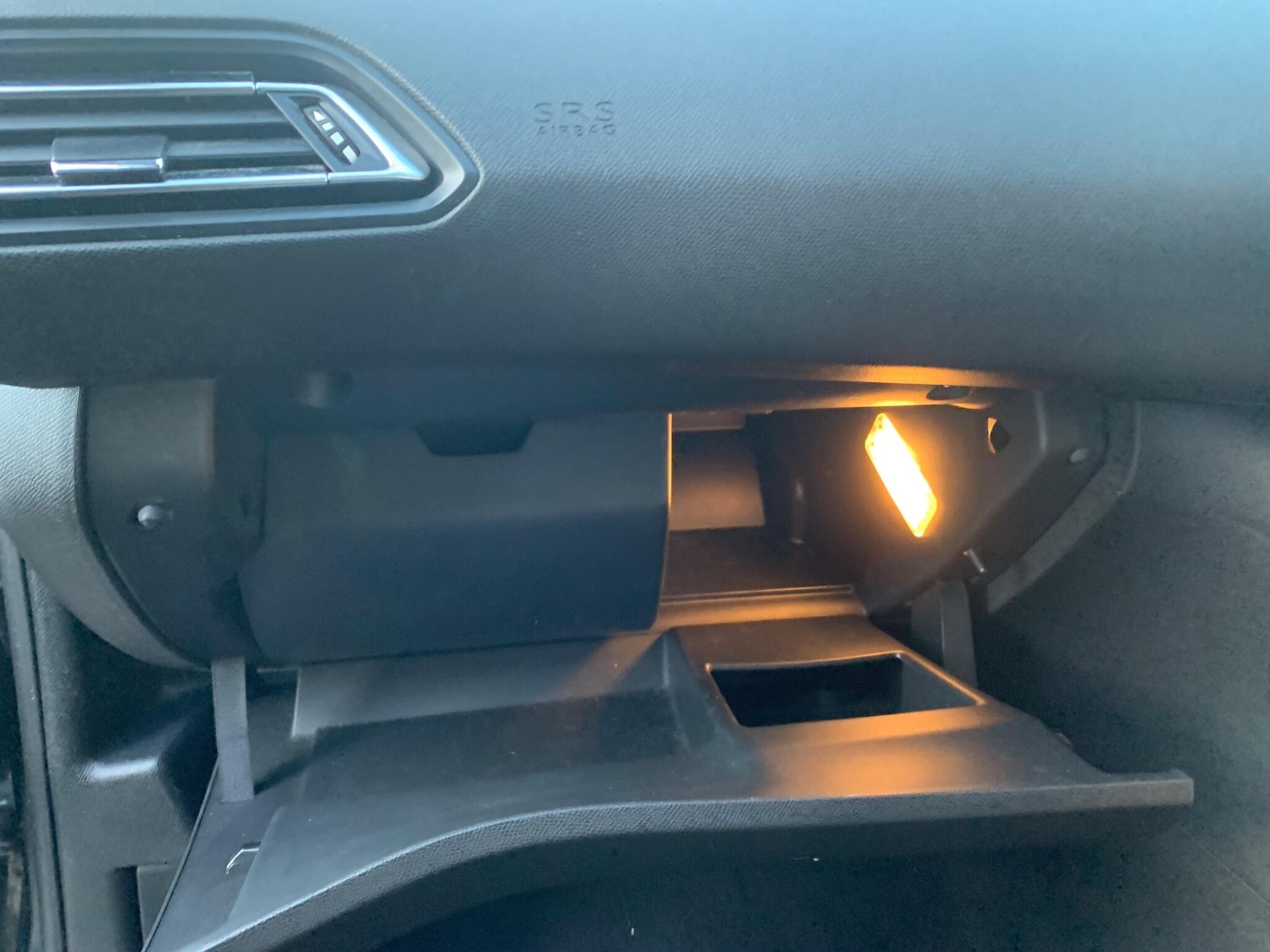 Used Peugeot 308 2015 for sale - 77049942: Photo 57