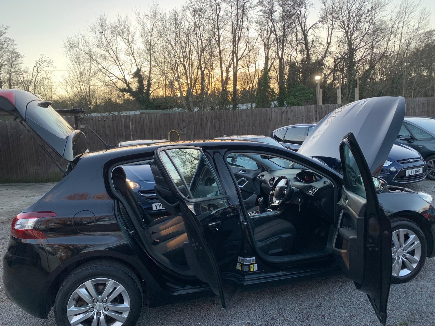 Used Peugeot 308 2015 for sale - 77049942: Photo 65