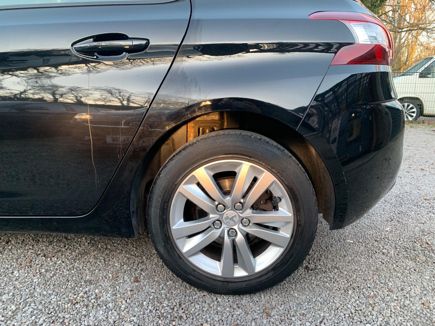 Used Peugeot 308 2015 for sale - 77049942: Photo 73