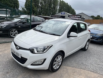 Used Hyundai i20 2014 for sale - 79344355: Photo