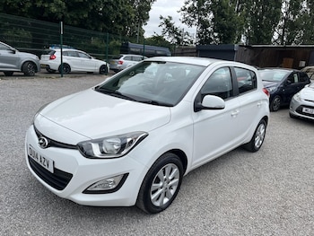 Used Hyundai i20 2014 for sale - 79344355: Photo