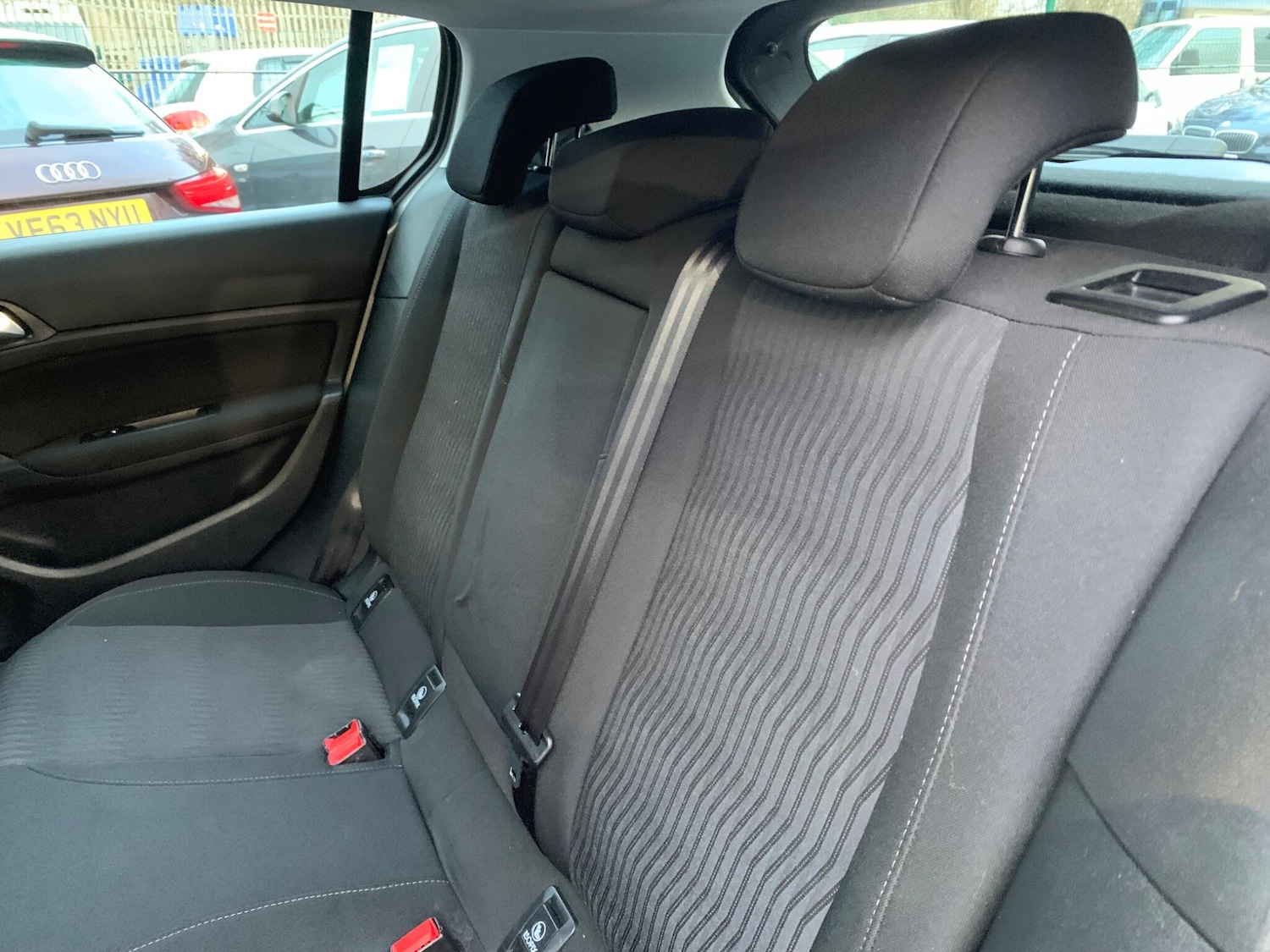 Used Peugeot 308 2014 for sale - 77395949: Photo 29