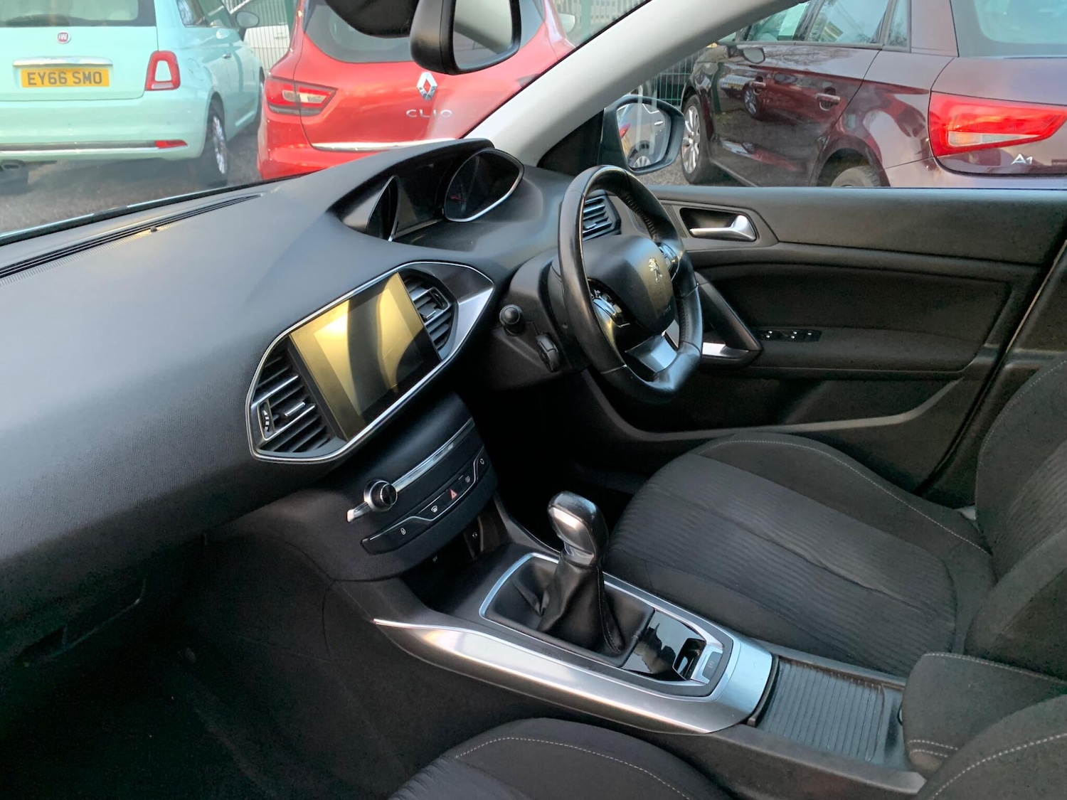 Used Peugeot 308 2014 for sale - 77395949: Photo 38