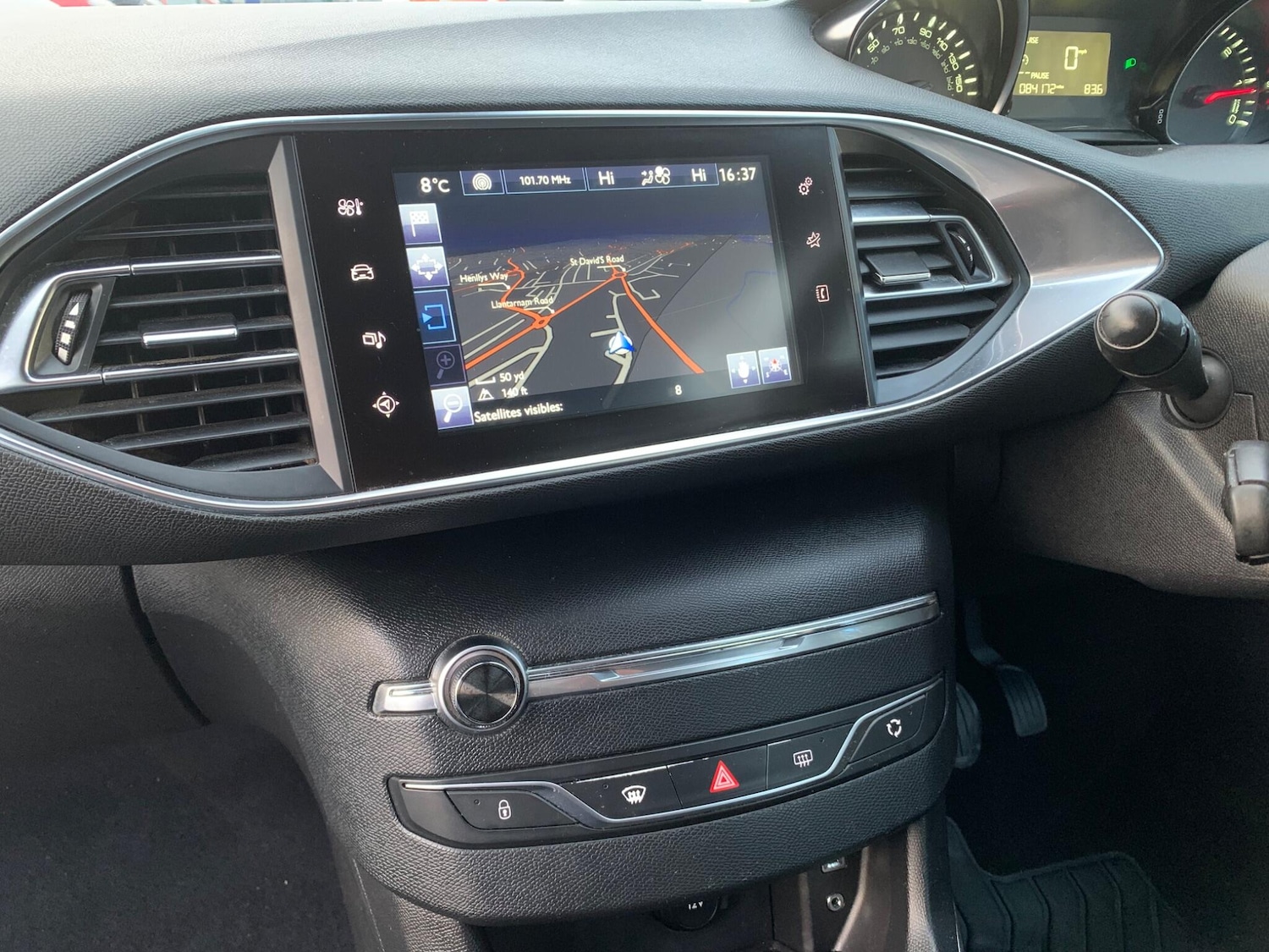 Used Peugeot 308 2014 for sale - 77395949: Photo 42