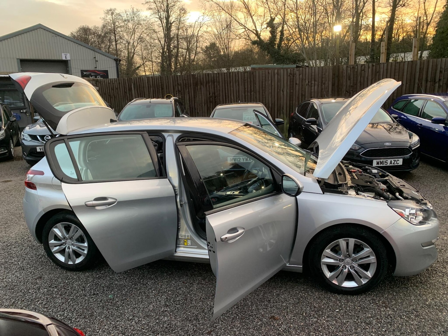 Used Peugeot 308 2014 for sale - 77395949: Photo 50