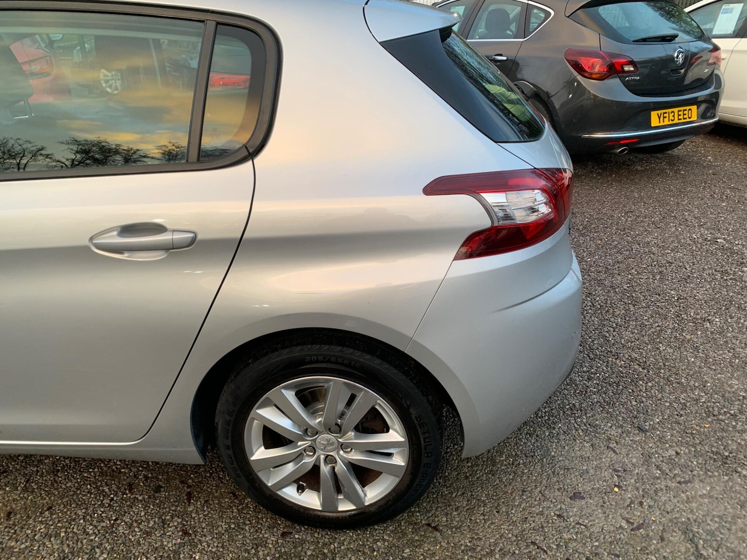Used Peugeot 308 2014 for sale - 77395949: Photo 59