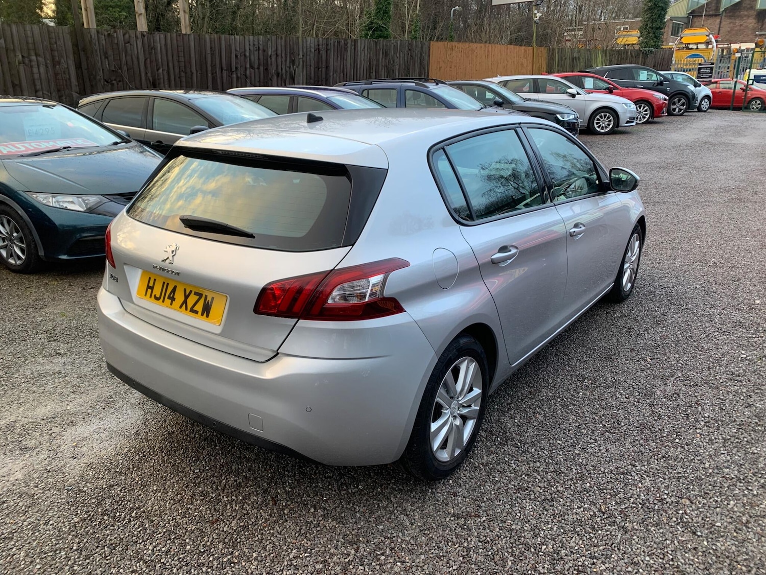 Used Peugeot 308 2014 for sale - 77395949: Photo 6