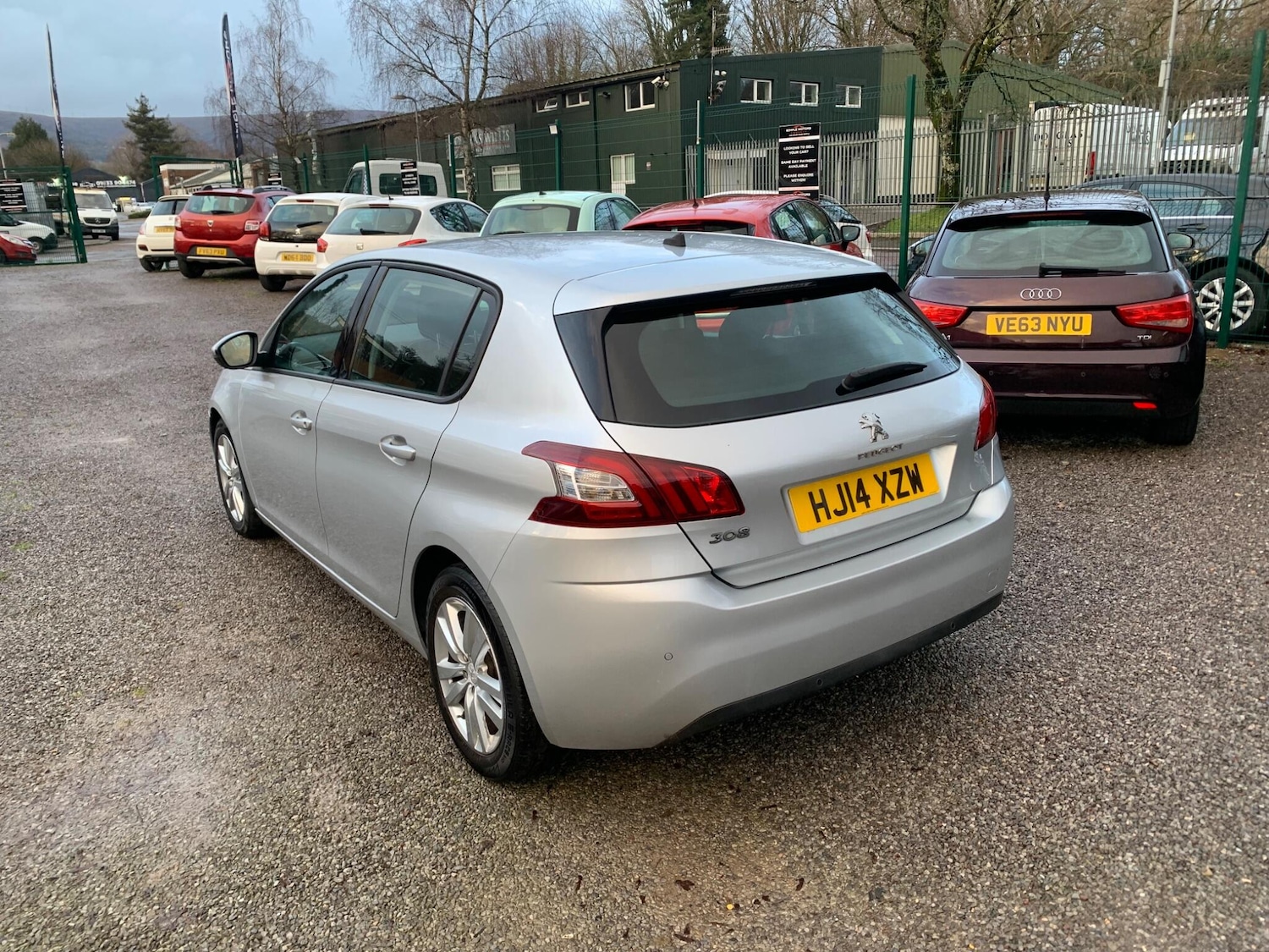 Used Peugeot 308 2014 for sale - 77395949: Photo 8