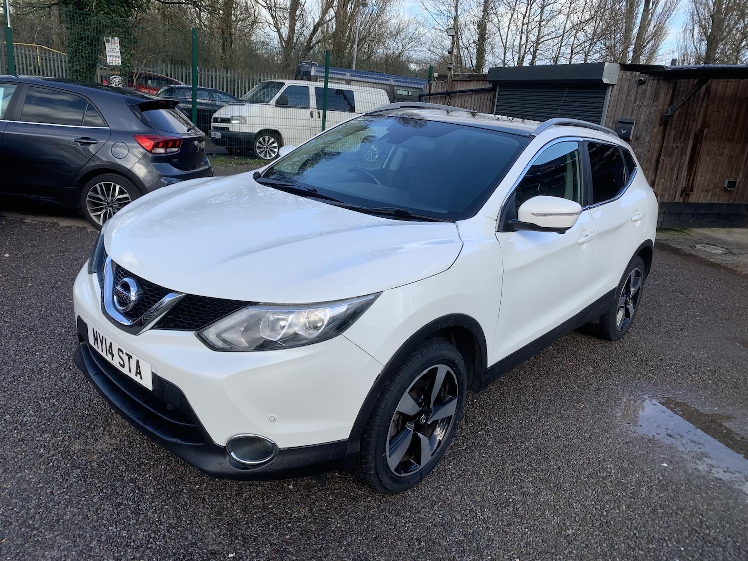 Used Nissan Qashqai 2017 for sale - 77897937: Photo 2