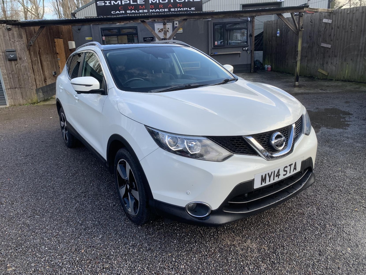 Used Nissan Qashqai 2017 for sale - 77897937: Photo 4