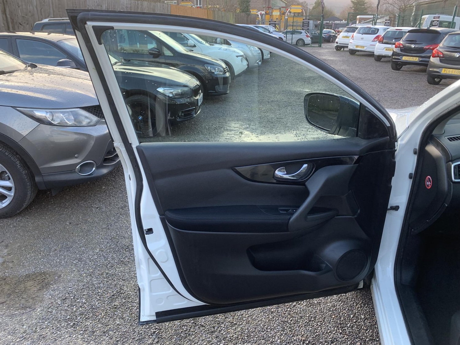 Used Nissan Qashqai 2017 for sale - 77897937: Photo 43