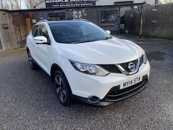 Used Nissan Qashqai 2017 for sale - 77897937: Photo