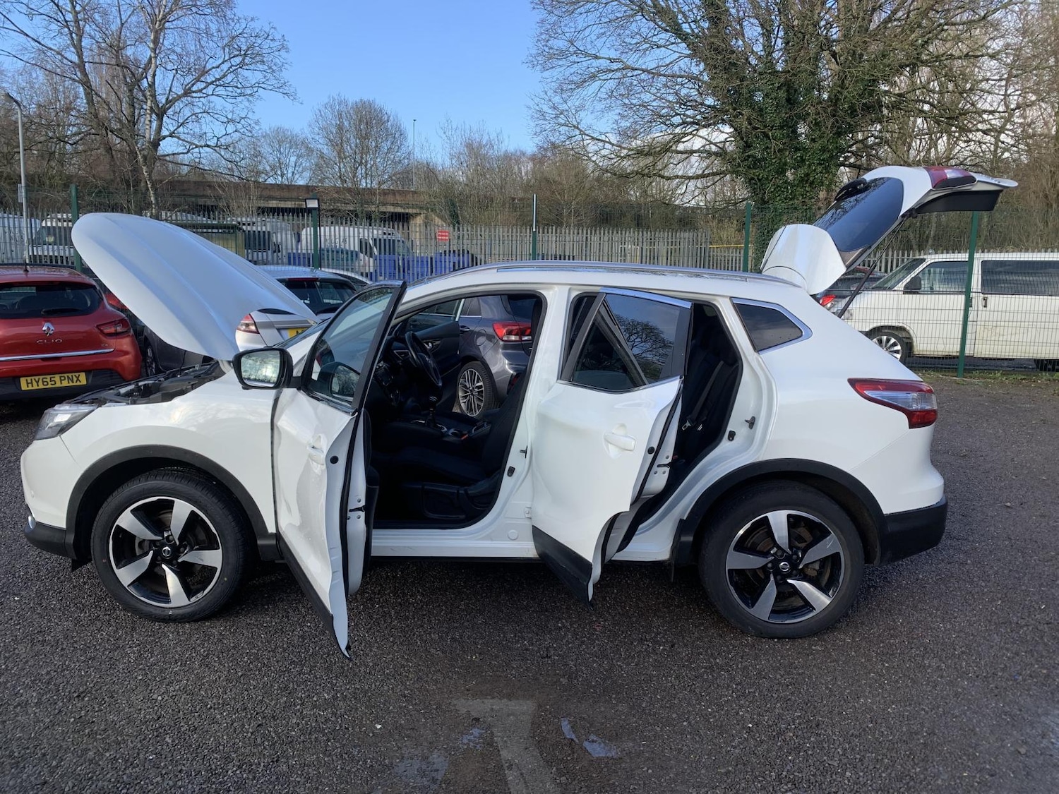 Used Nissan Qashqai 2017 for sale - 77897937: Photo 54