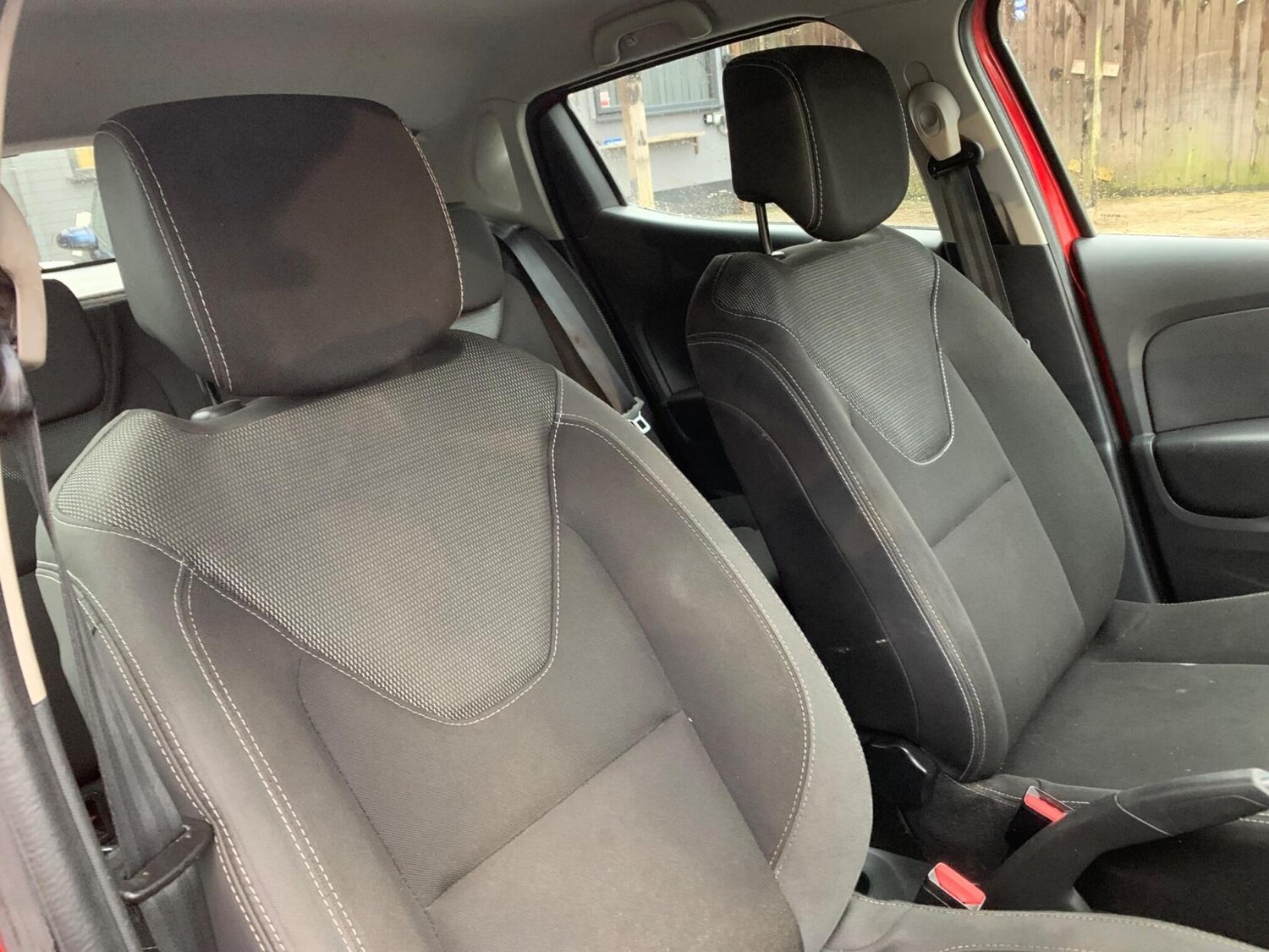 Used Renault Clio 2015 for sale - 77591051: Photo 12