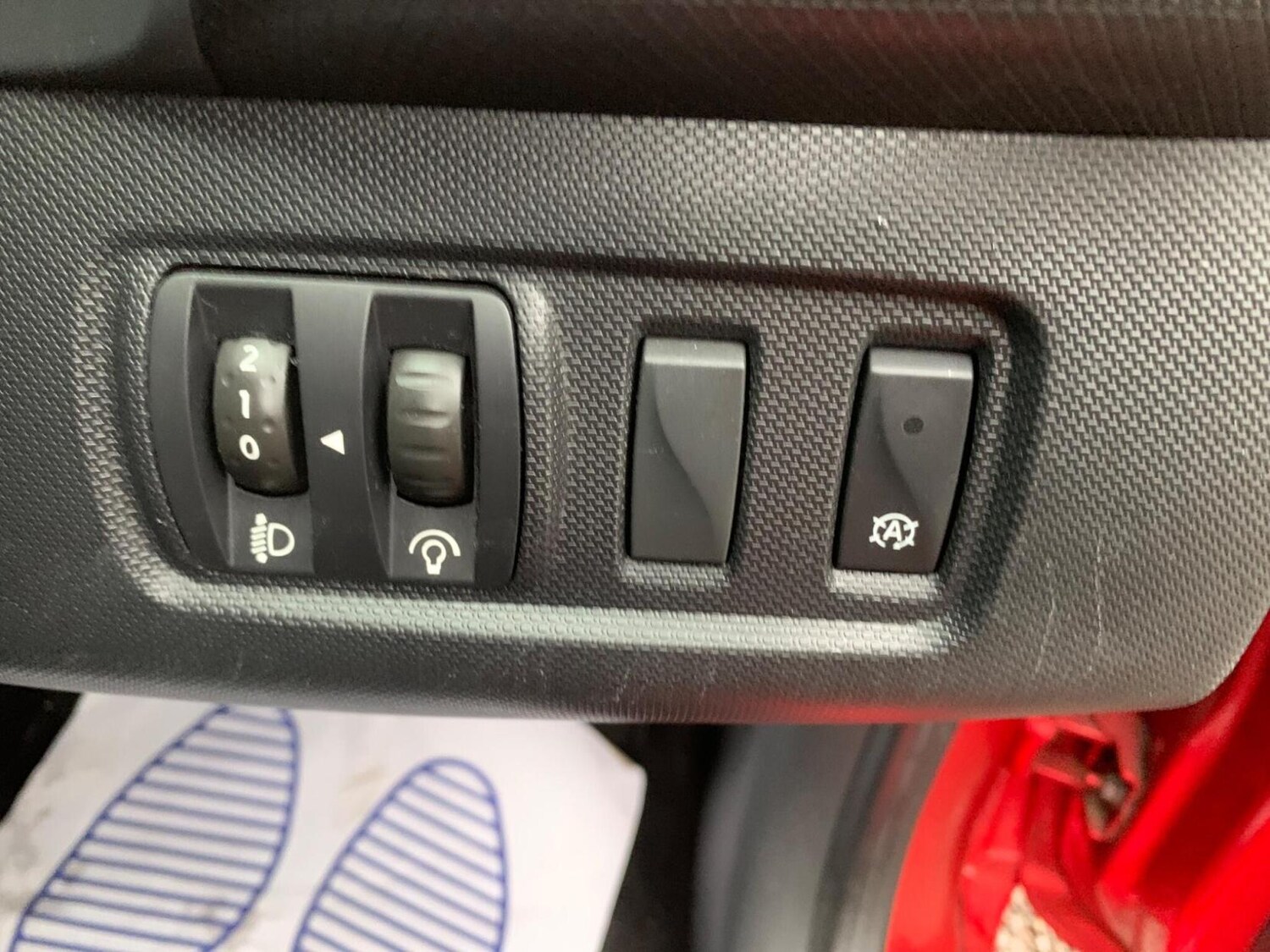 Used Renault Clio 2015 for sale - 77591051: Photo 17