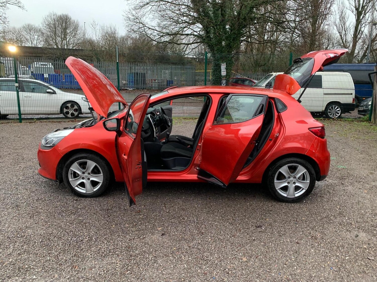 Used Renault Clio 2015 for sale - 77591051: Photo 57