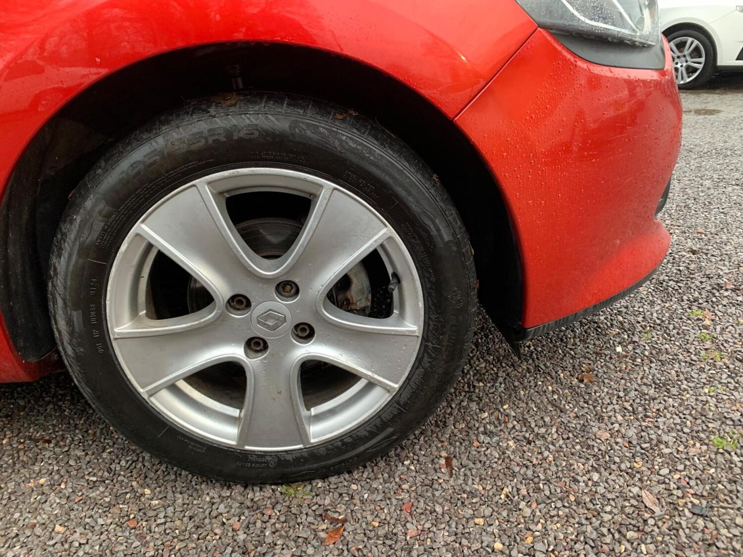 Used Renault Clio 2015 for sale - 77591051: Photo 64