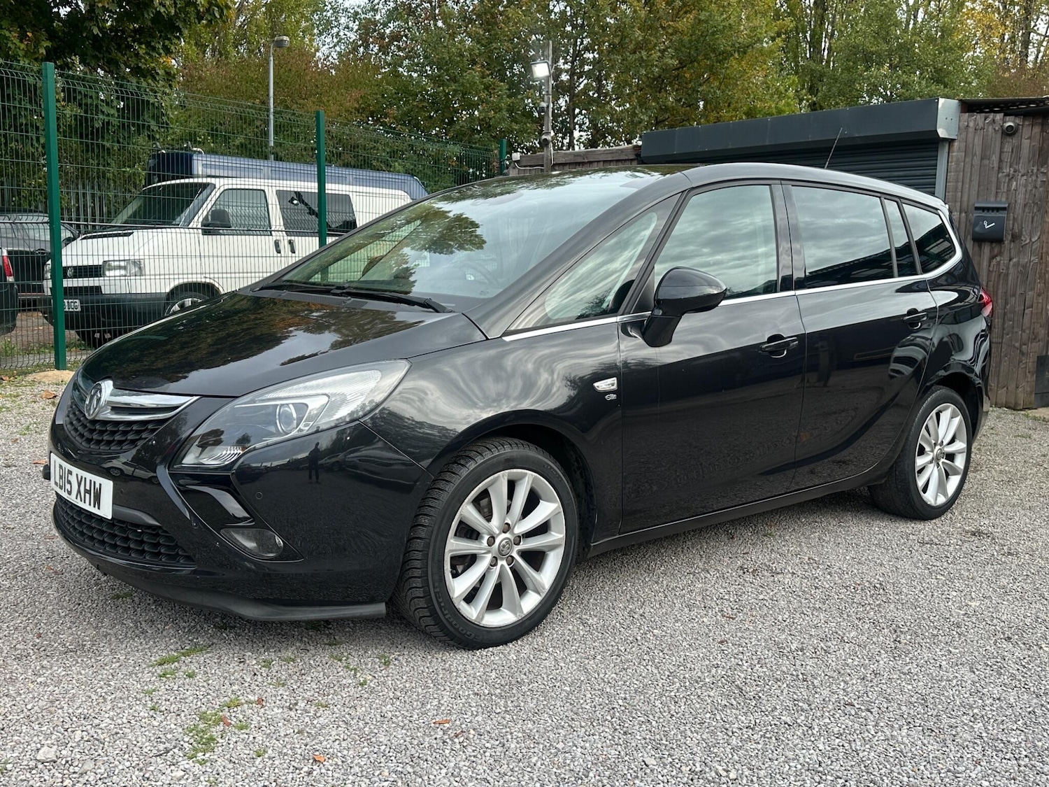 Used Vauxhall Zafira Tourer 2015 for sale - 76349388: Photo 1