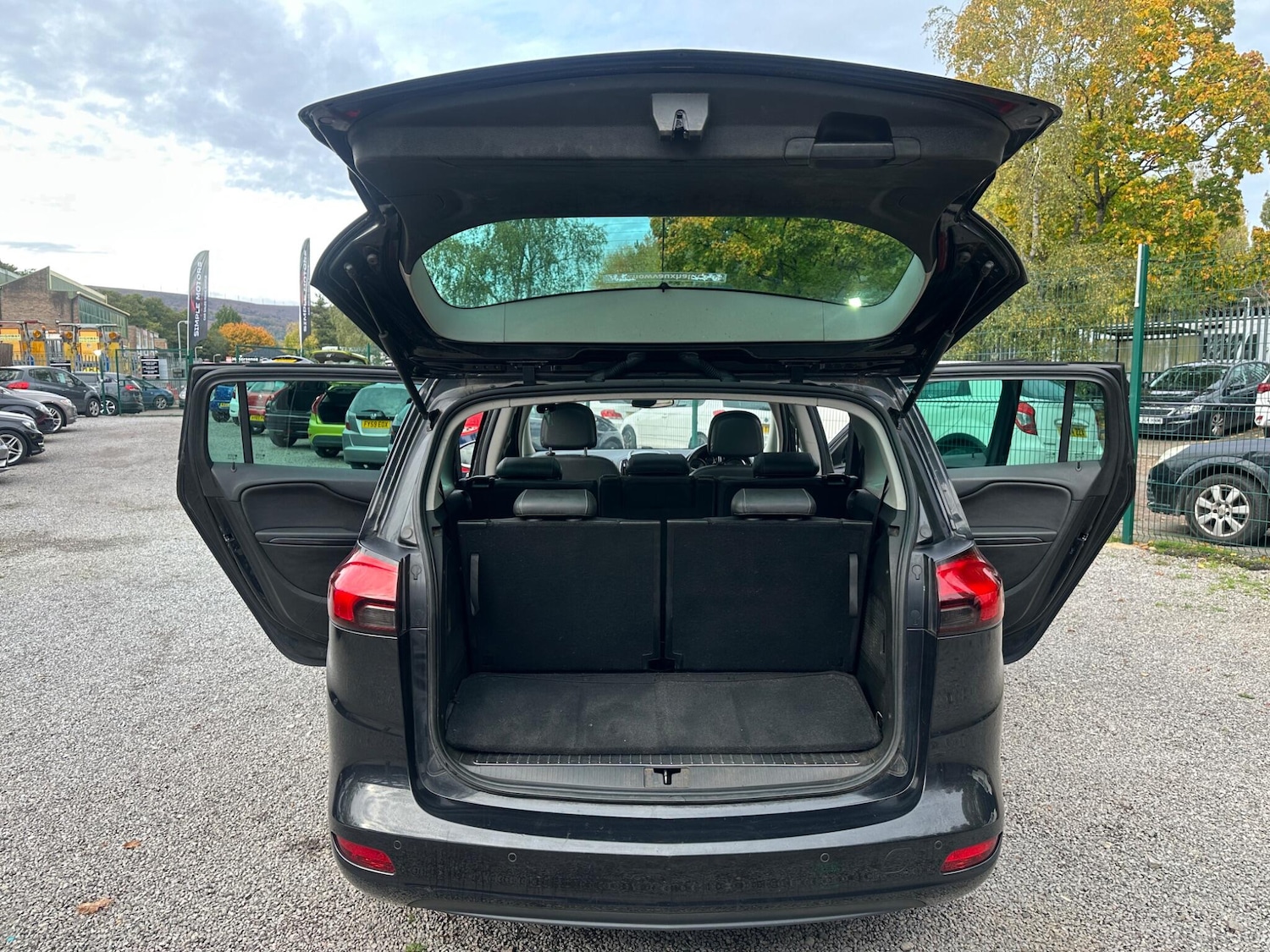 Used Vauxhall Zafira Tourer 2015 for sale - 76349388: Photo 31