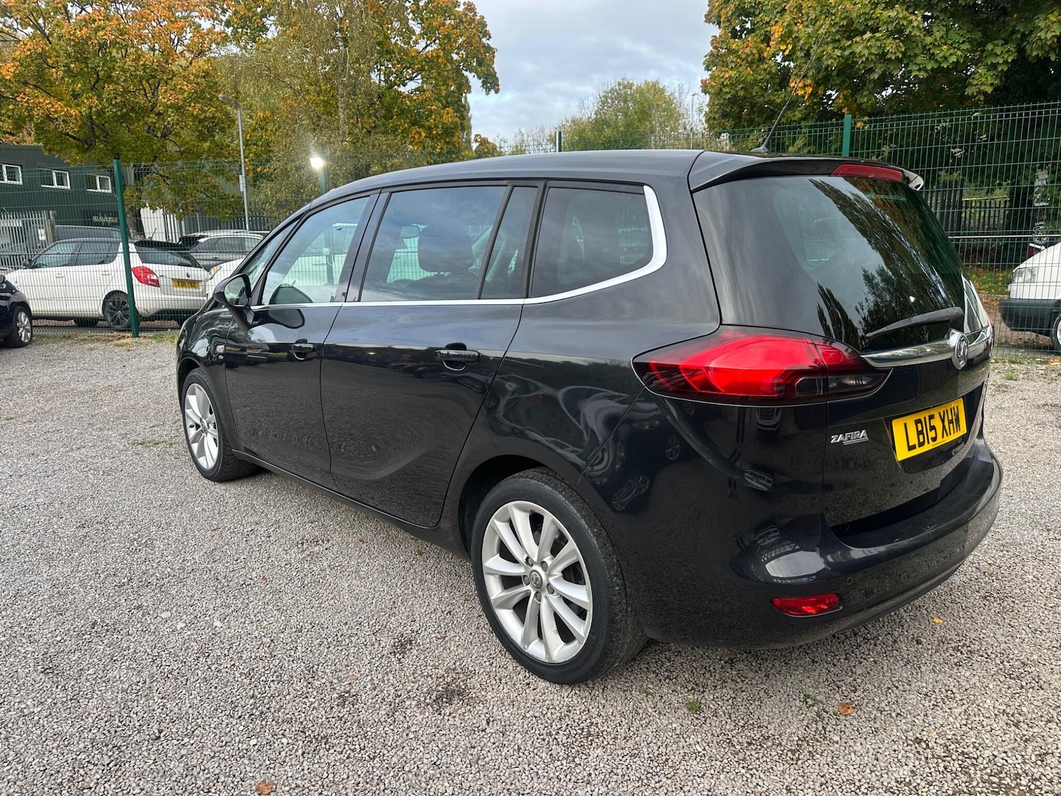 Used Vauxhall Zafira Tourer 2015 for sale - 76349388: Photo 4