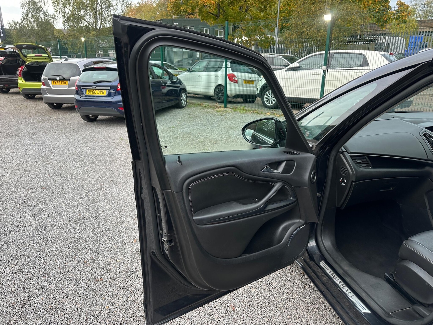 Used Vauxhall Zafira Tourer 2015 for sale - 76349388: Photo 64