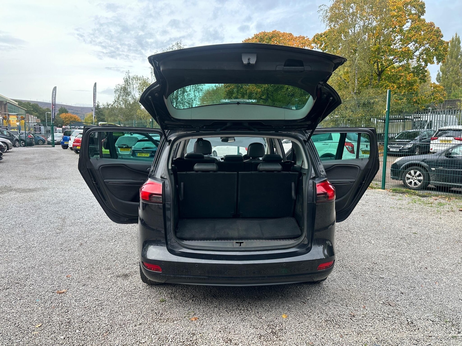 Used Vauxhall Zafira Tourer 2015 for sale - 76349388: Photo 70