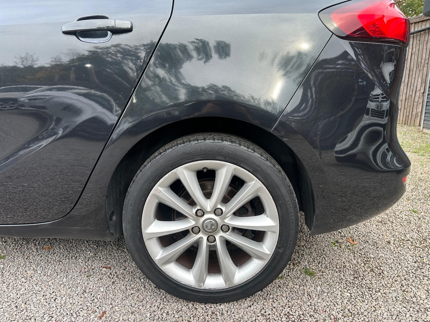Used Vauxhall Zafira Tourer 2015 for sale - 76349388: Photo 81
