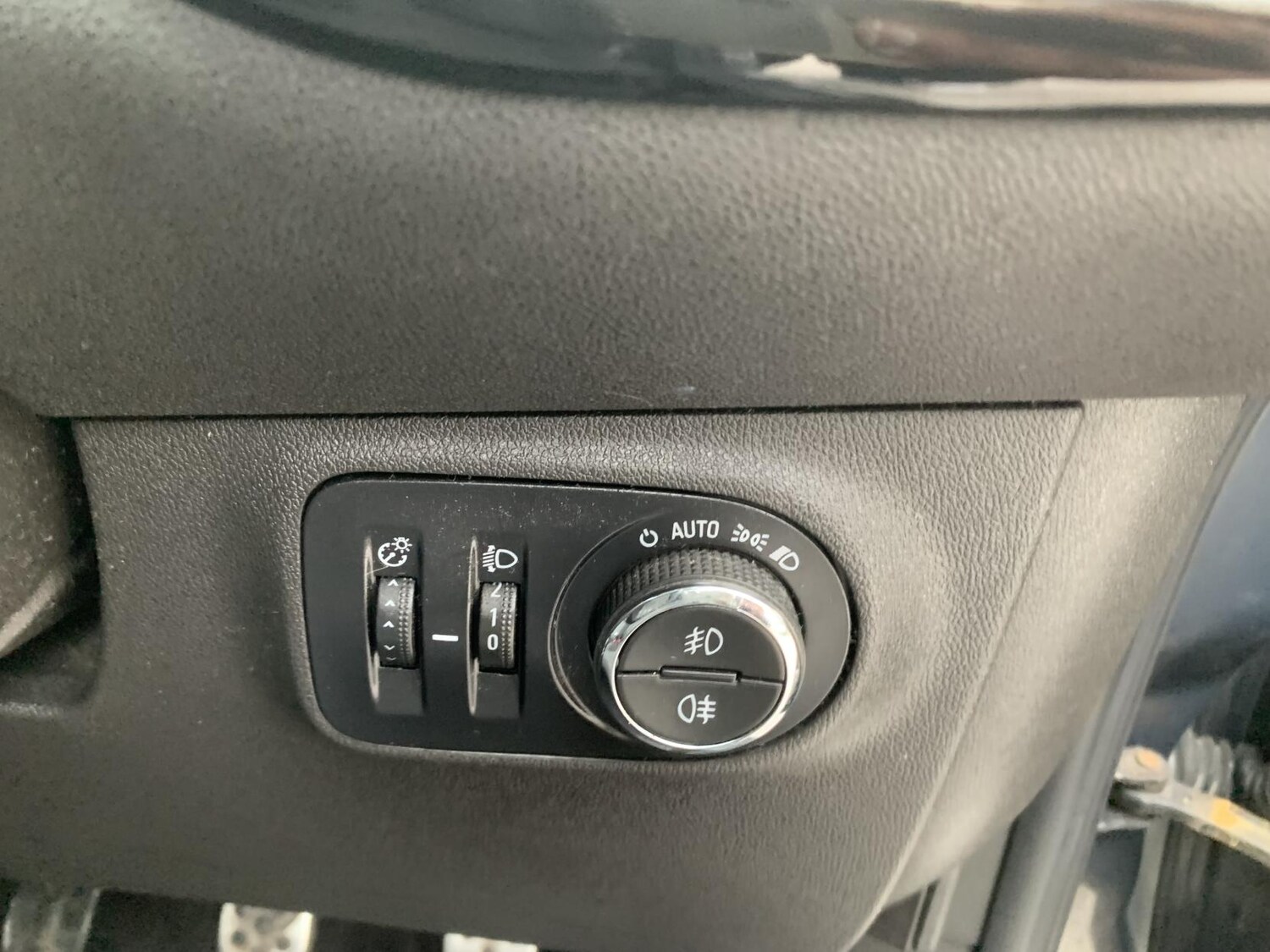 Used Vauxhall Corsa 2015 for sale - 77822690: Photo 17