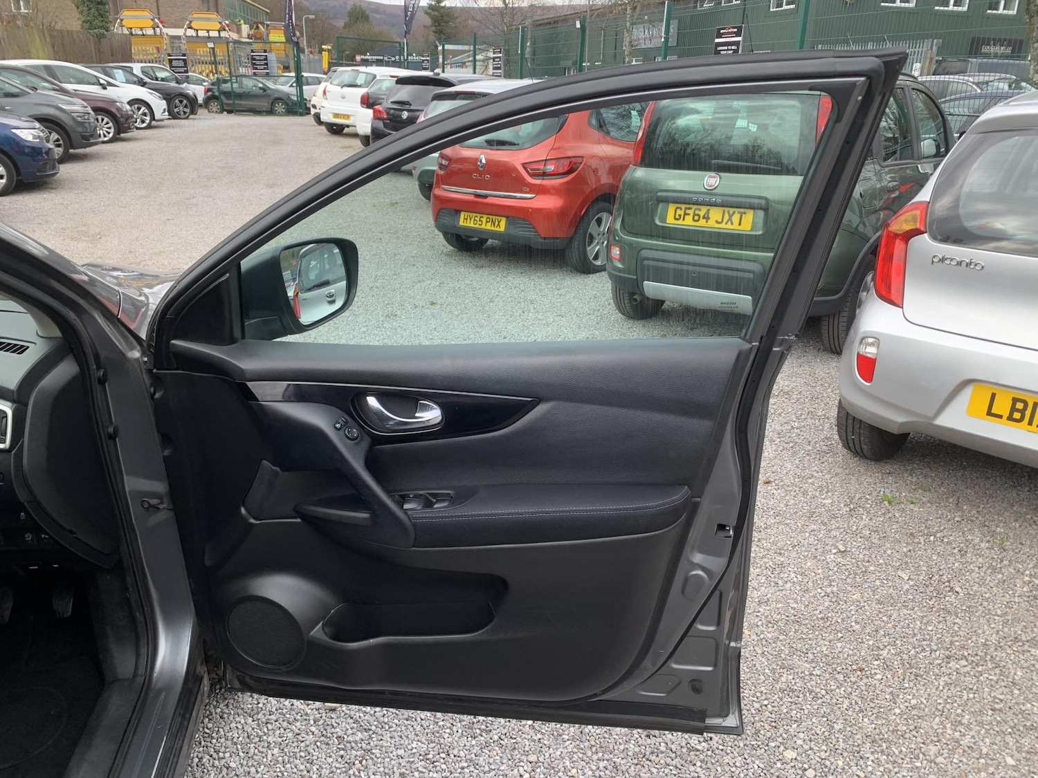 Used Nissan Qashqai 2014 for sale - 77833735: Photo 17