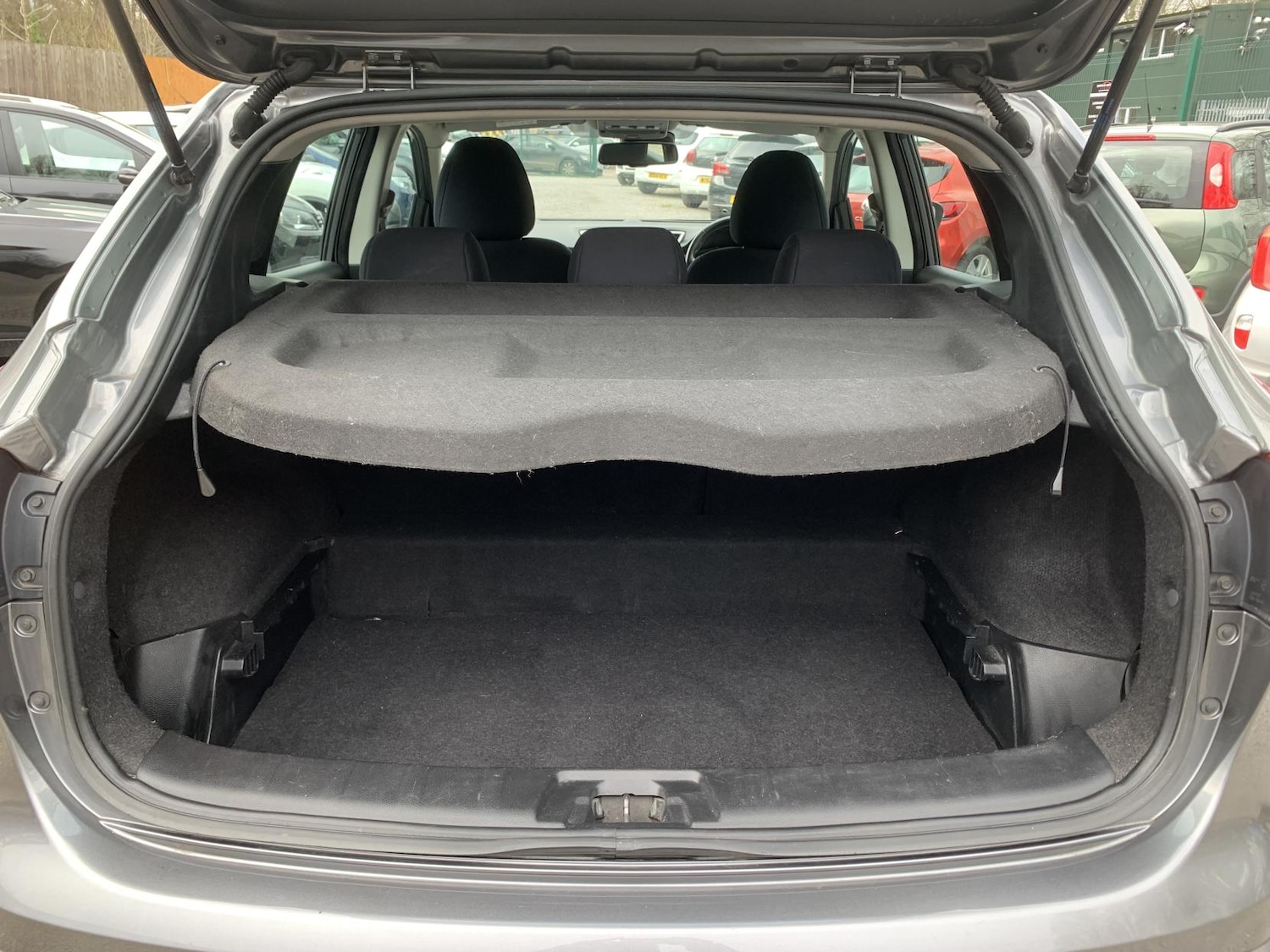 Used Nissan Qashqai 2014 for sale - 77833735: Photo 31