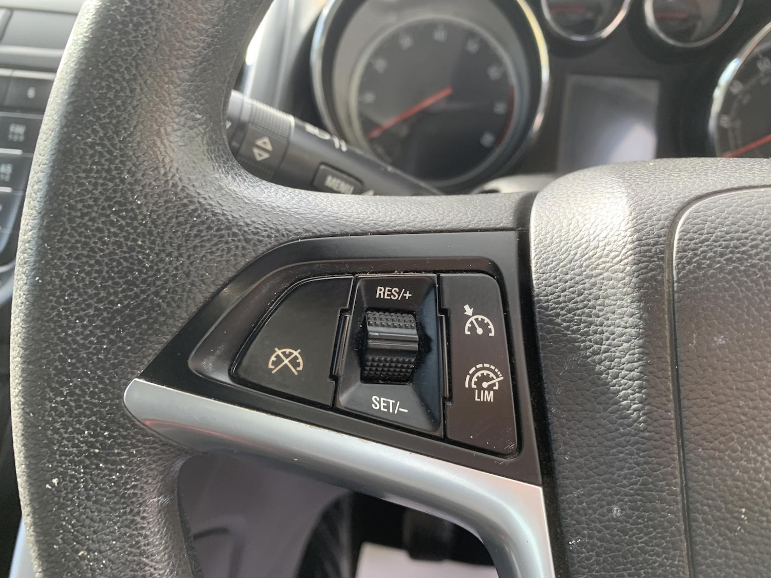 Used Vauxhall Zafira 2016 for sale - 78140556: Photo 15