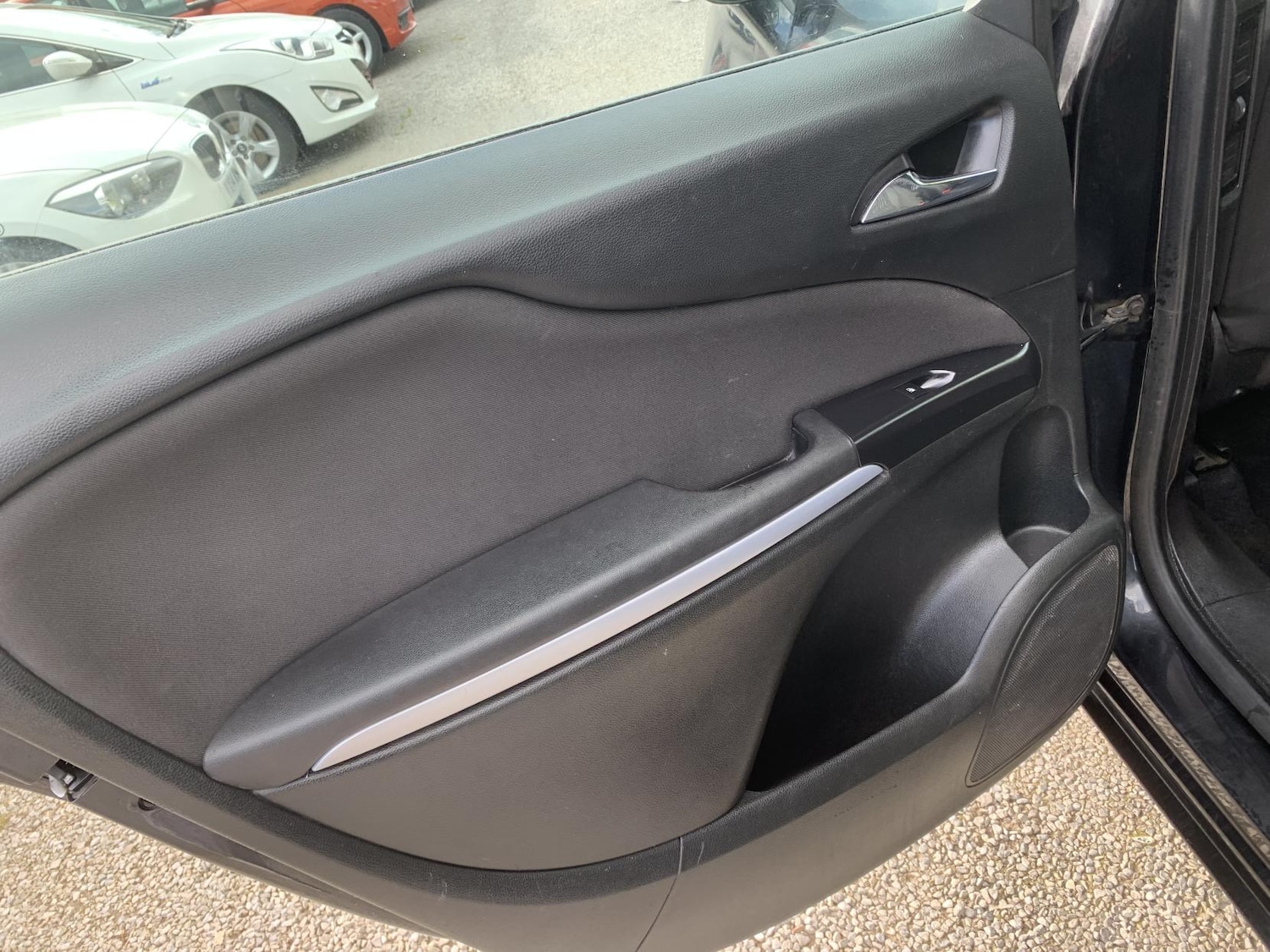 Used Vauxhall Zafira 2016 for sale - 78140556: Photo 32