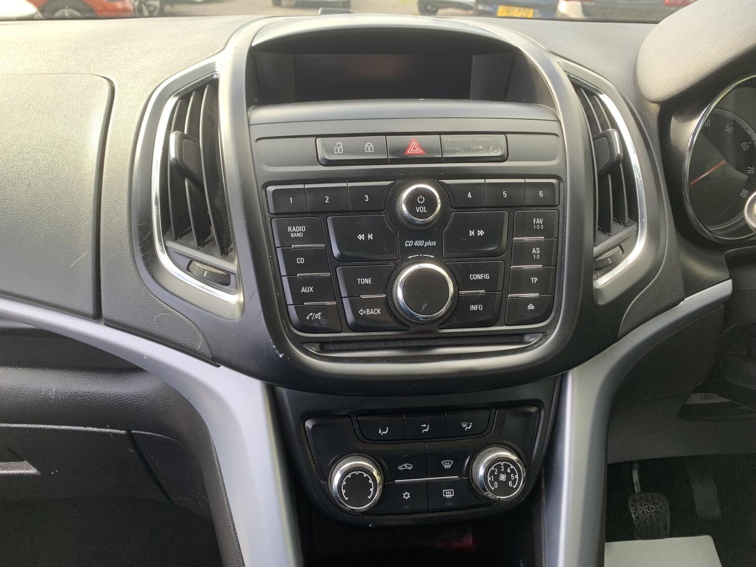 Used Vauxhall Zafira 2016 for sale - 78140556: Photo 39