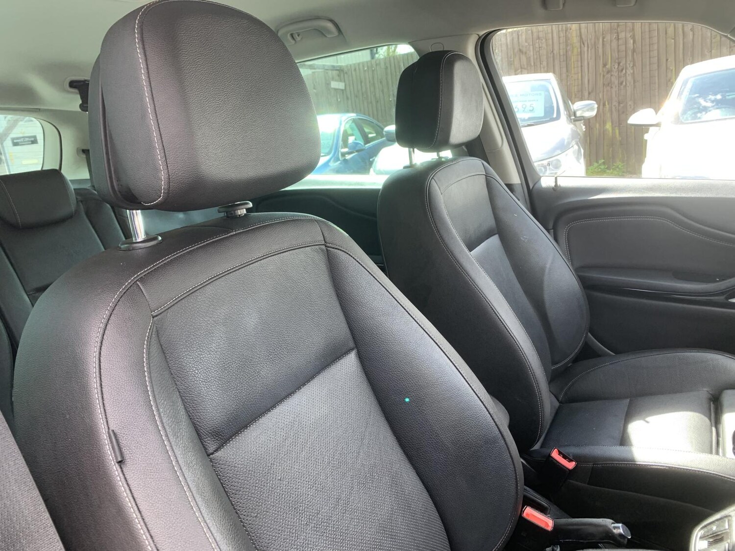 Used Vauxhall Zafira Tourer 2016 for sale - 78140557: Photo 12