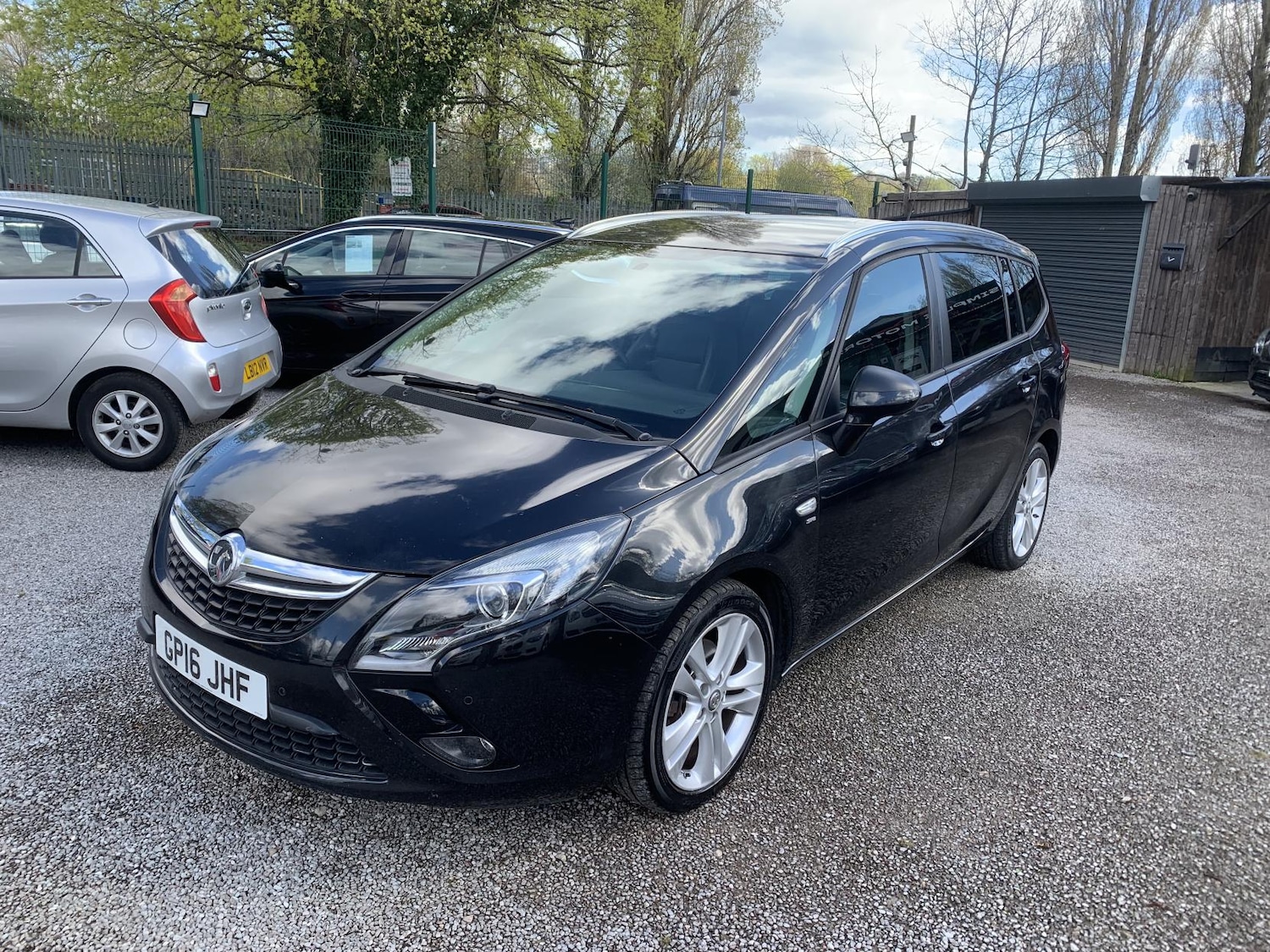 Used Vauxhall Zafira Tourer 2016 for sale - 78140557: Photo 2