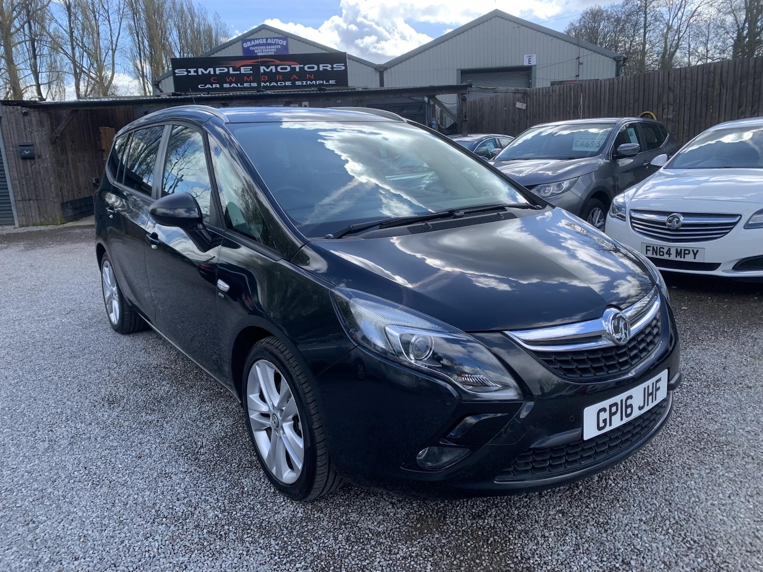 Used Vauxhall Zafira Tourer 2016 for sale - 78140557: Photo 4