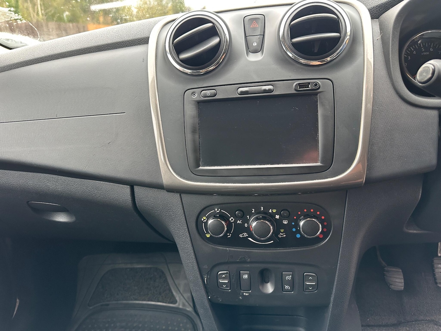 Used Dacia Sandero Stepway for sale - 76485907: Photo 15