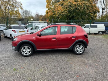 Used Dacia Sandero Stepway 2013 for sale - 76485907: Photo