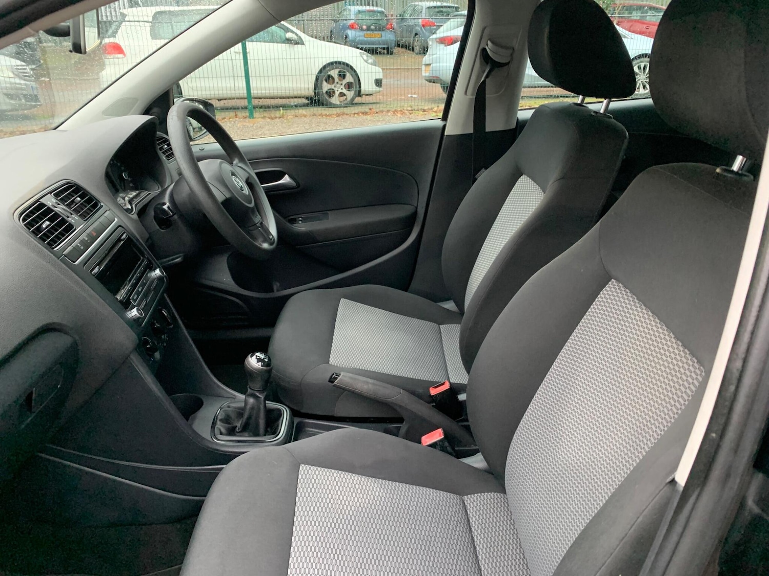 Used Volkswagen Polo 2013 for sale - 77143268: Photo 38