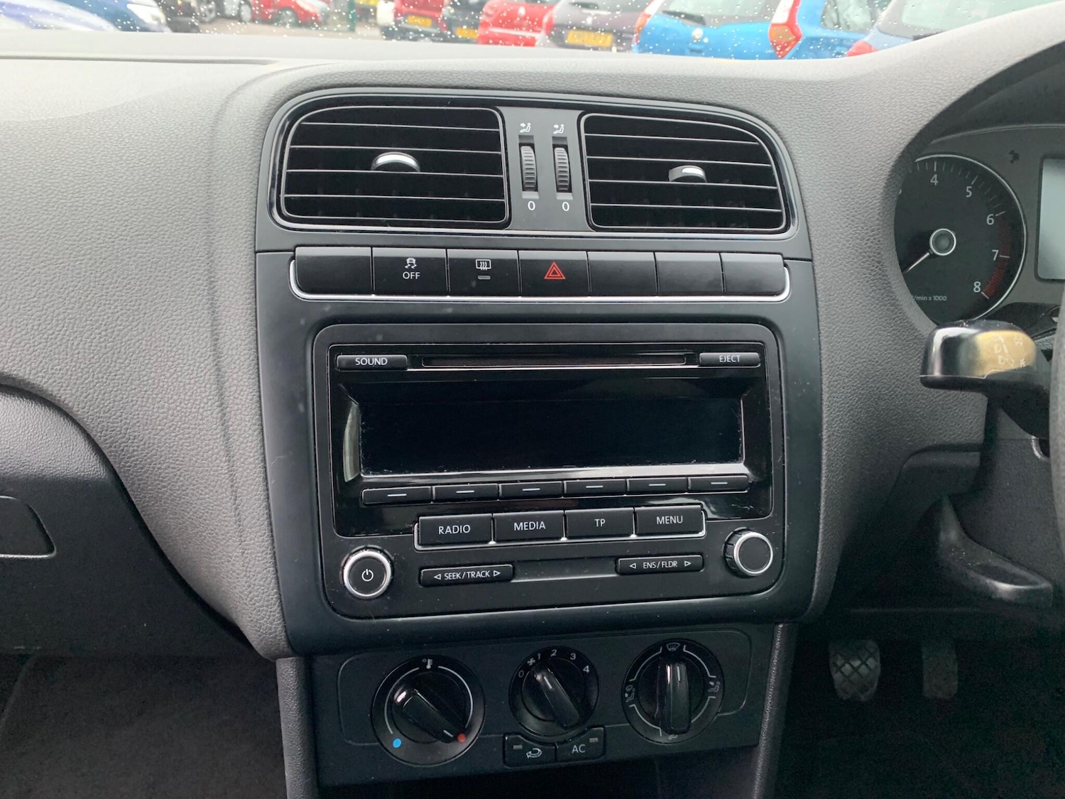 Used Volkswagen Polo 2013 for sale - 77143268: Photo 41