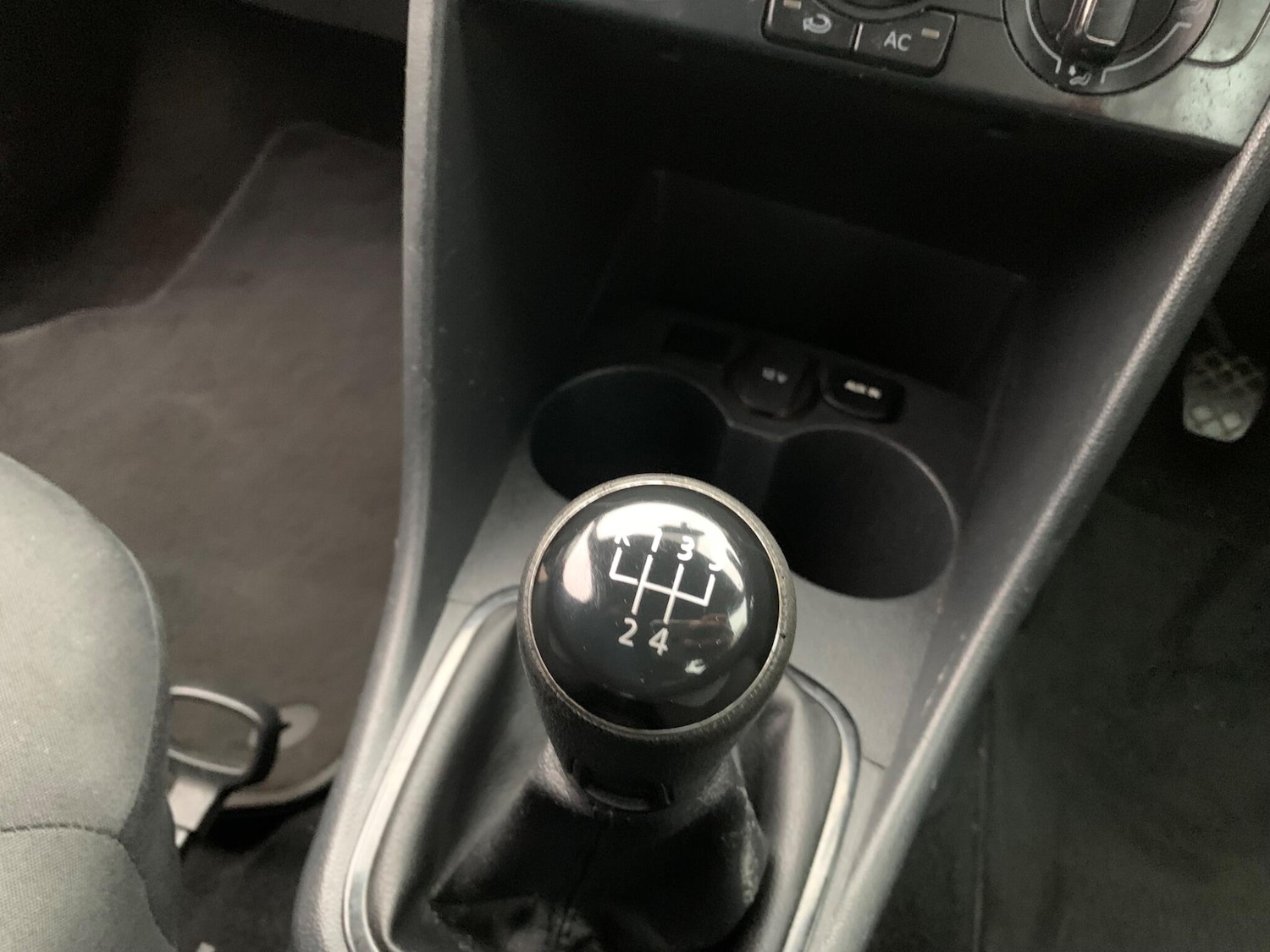 Used Volkswagen Polo 2013 for sale - 77143268: Photo 42