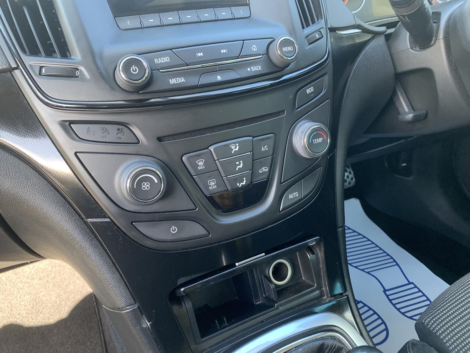 Used Vauxhall Insignia 2015 for sale - 78081710: Photo 40