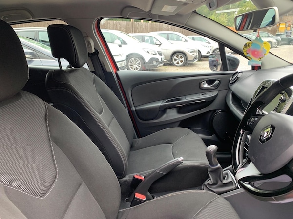 Used Renault Clio 2015 for sale - 76247349: Photo 11