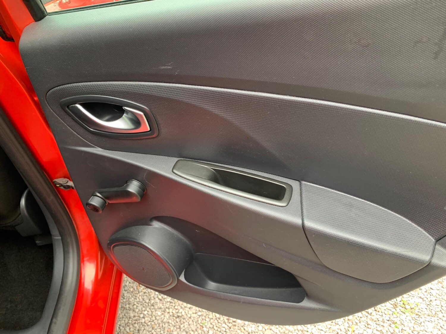 Used Renault Clio 2015 for sale - 76247349: Photo 21