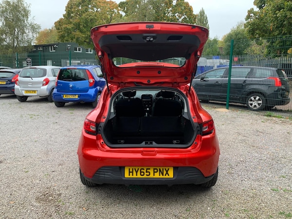 Used Renault Clio 2015 for sale - 76247349: Photo 24