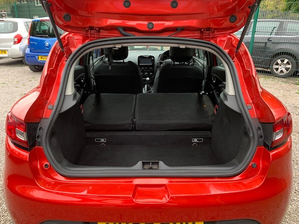 Used Renault Clio 2015 for sale - 76247349: Photo 25