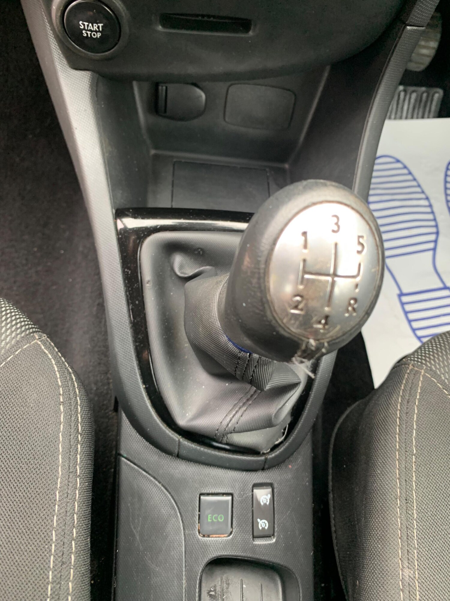 Used Renault Clio 2015 for sale - 76247349: Photo 35