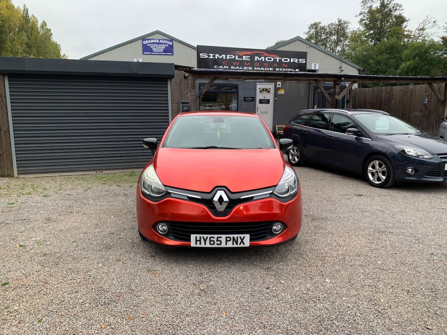 Used Renault Clio 2015 for sale - 76247349: Photo 4