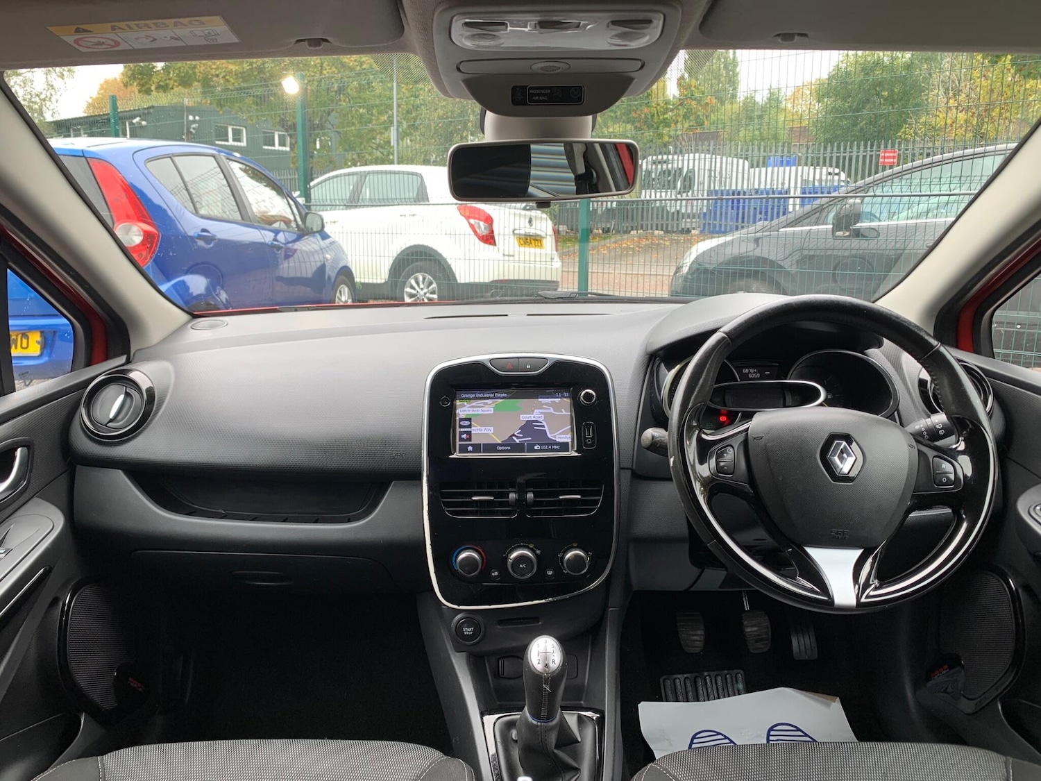 Used Renault Clio 2015 for sale - 76247349: Photo 44